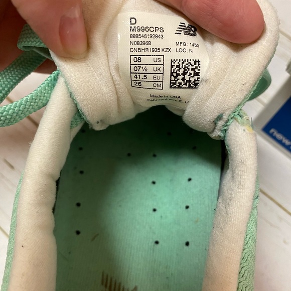 New Balance 996 Mint Green Runners - Picture 4 of 4
